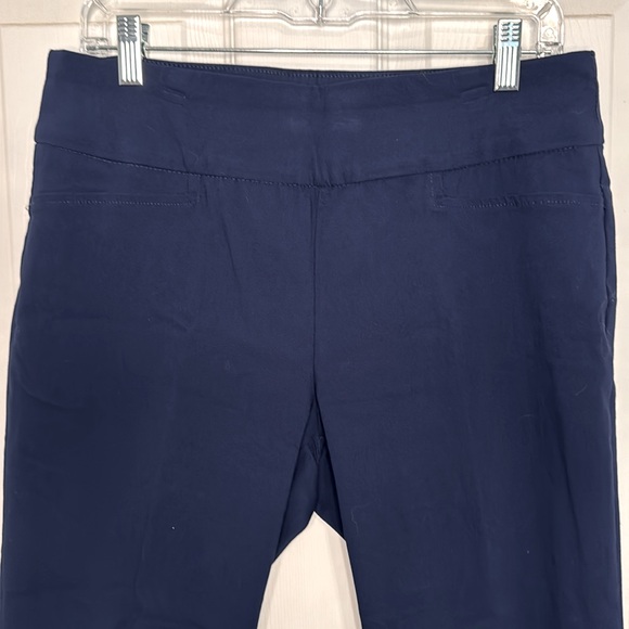 EUC St John’s Bay Pull On Capris - Picture 2 of 7